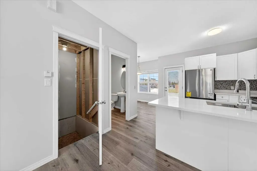 111 Tarawood Lane NE Calgary AB T3J 0G9