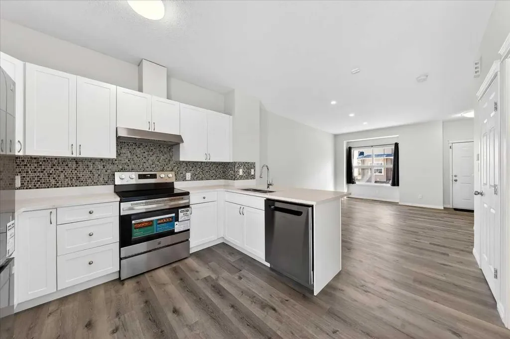 111 Tarawood Lane NE Calgary AB T3J 0G9