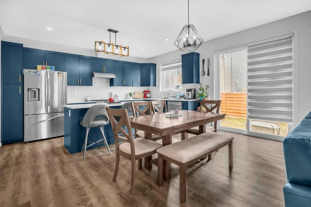 271 Carringham Road NW Calgary AB T3P1V4