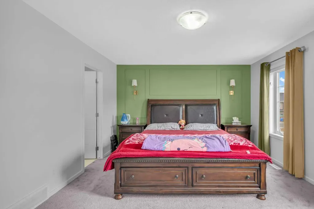 271 Carringham Road NW Calgary AB T3P1V4