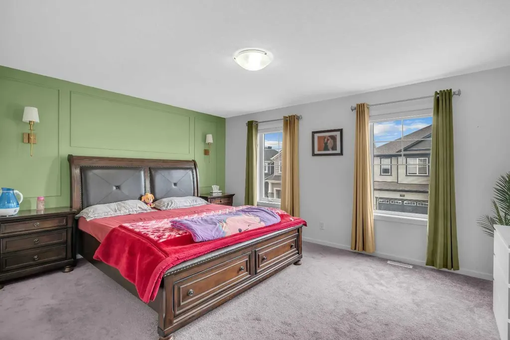 271 Carringham Road NW Calgary AB T3P1V4