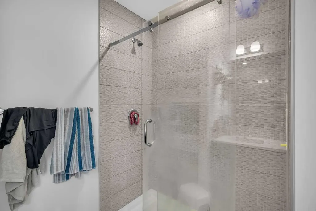 271 Carringham Road NW Calgary AB T3P1V4