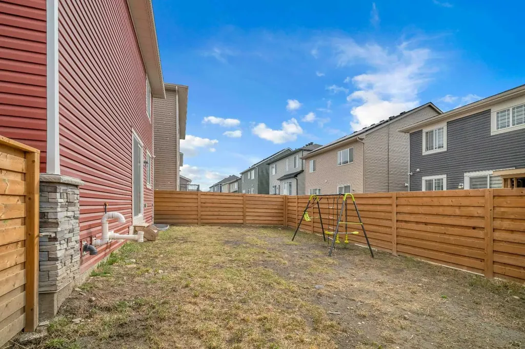 271 Carringham Road NW Calgary AB T3P1V4