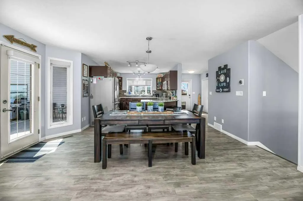 19 Lakeview Drive Rochon Sands AB T0C 3B0