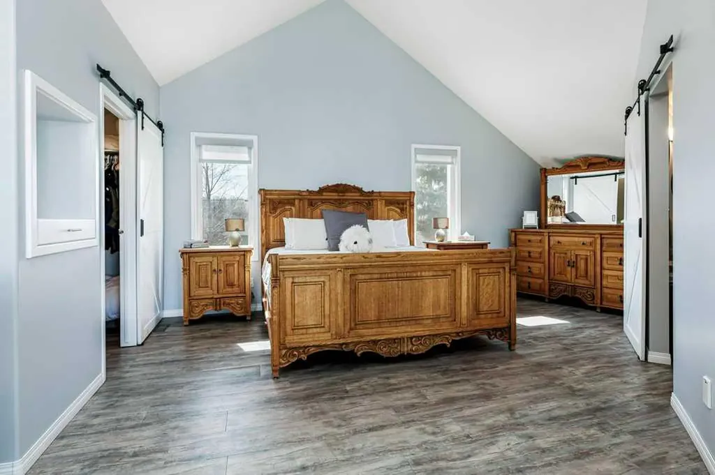 19 Lakeview Drive Rochon Sands AB T0C 3B0