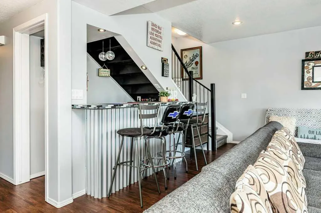 19 Lakeview Drive Rochon Sands AB T0C 3B0