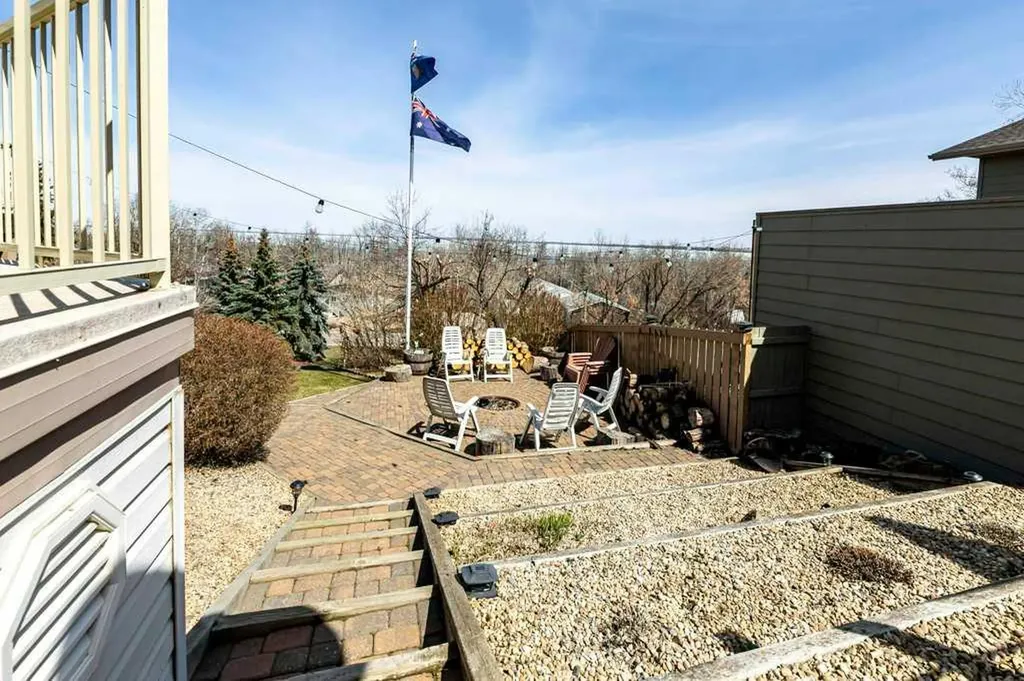 19 Lakeview Drive Rochon Sands AB T0C 3B0