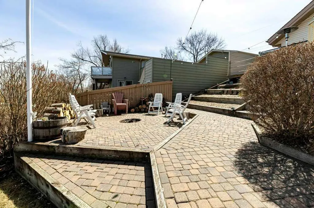 19 Lakeview Drive Rochon Sands AB T0C 3B0