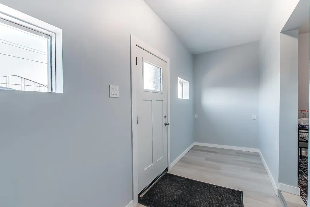 1313 Bridge Street SE Medicine Hat AB T1A 1E5