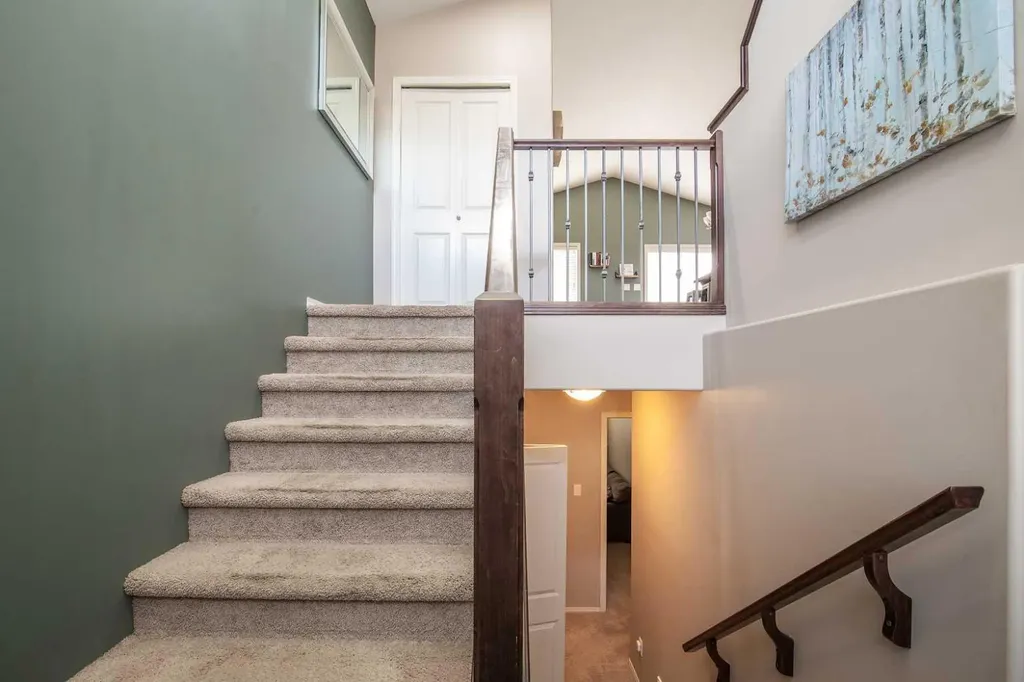 719 Silkstone Close W Lethbridge AB T1J 4B9