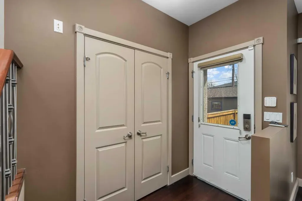 409 19 Avenue NE Calgary AB T2E 1P4