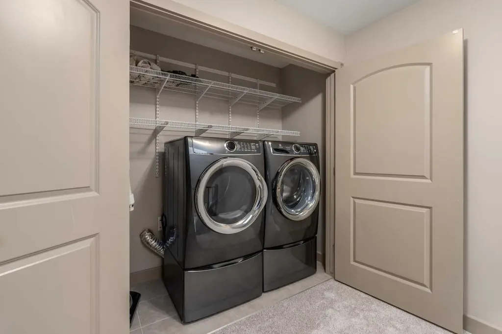 409 19 Avenue NE Calgary AB T2E 1P4