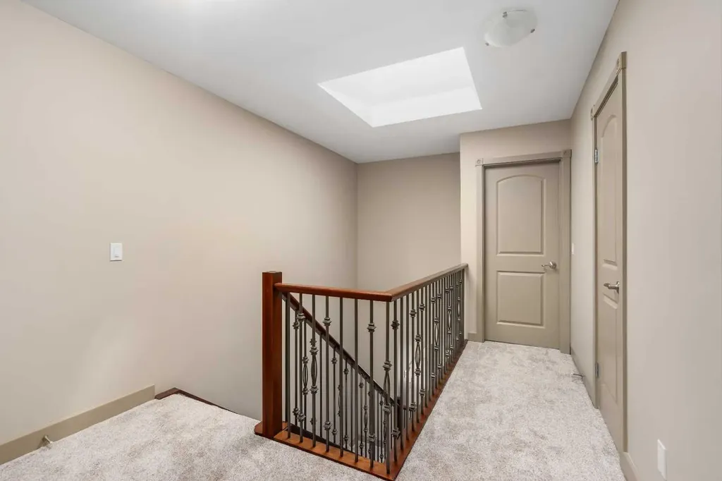 409 19 Avenue NE Calgary AB T2E 1P4