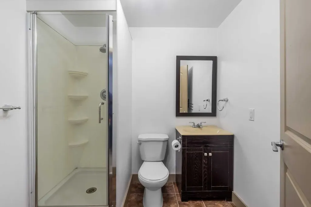409 19 Avenue NE Calgary AB T2E 1P4