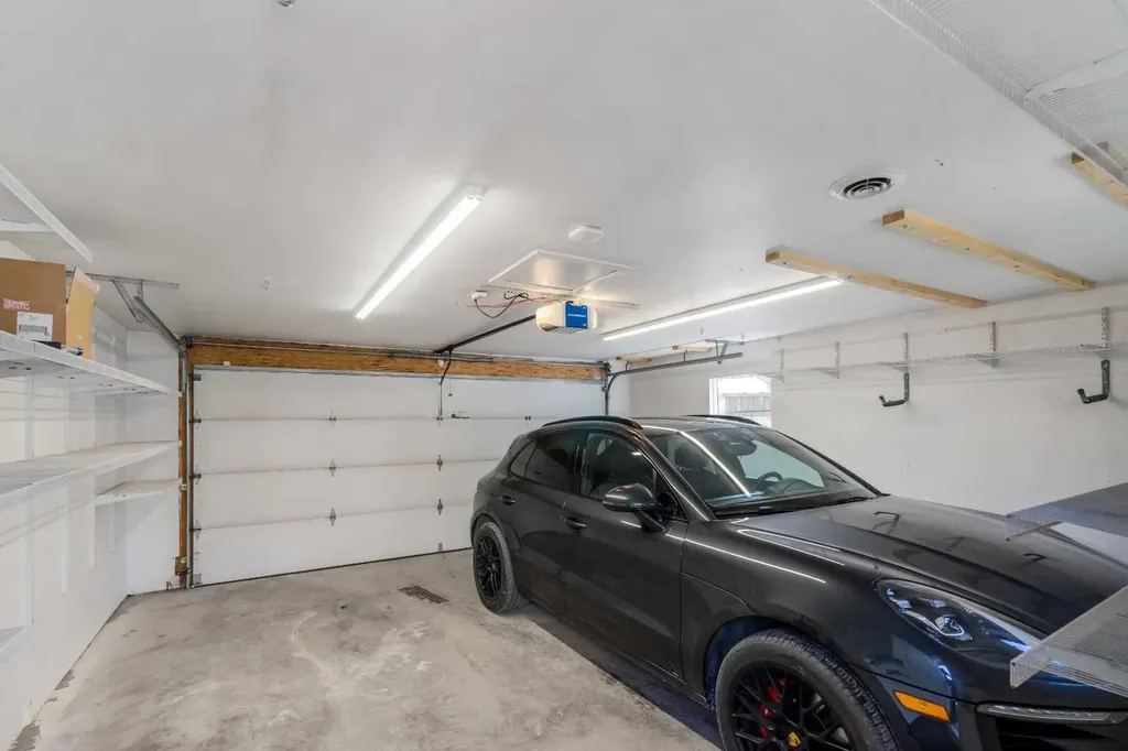 409 19 Avenue NE Calgary AB T2E 1P4