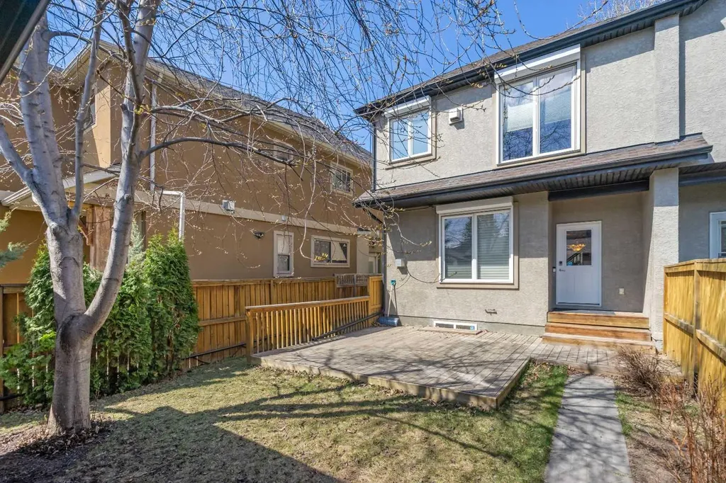 409 19 Avenue NE Calgary AB T2E 1P4