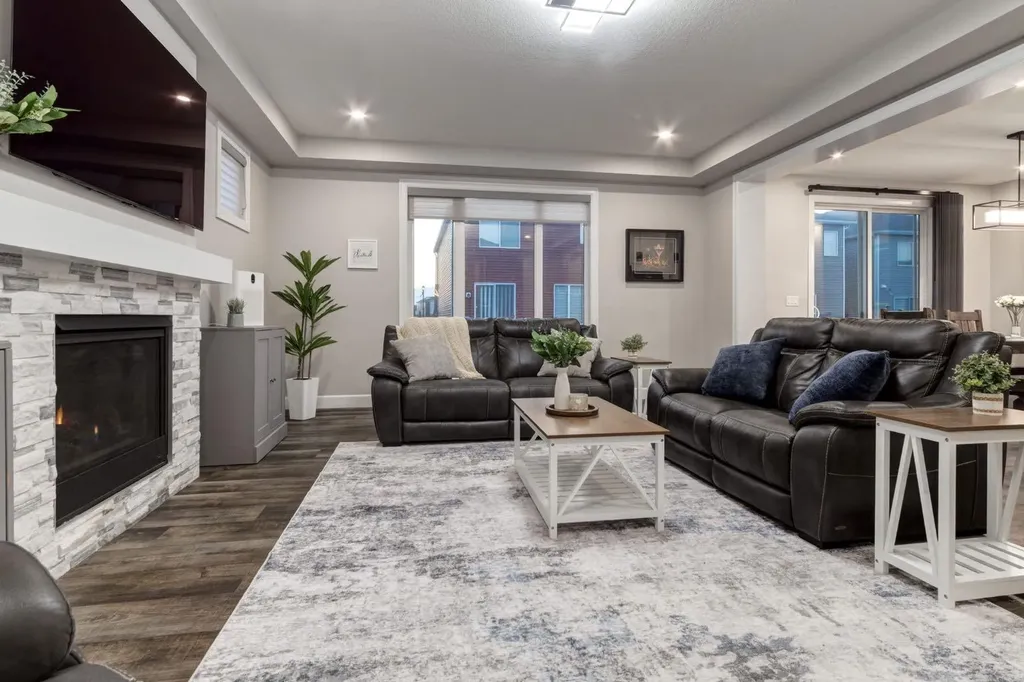 166 Osborne Common SW Airdrie AB T4B5G7