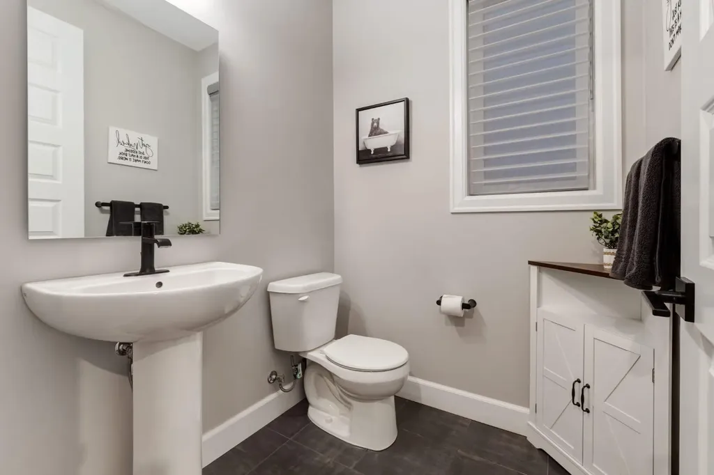 166 Osborne Common SW Airdrie AB T4B5G7
