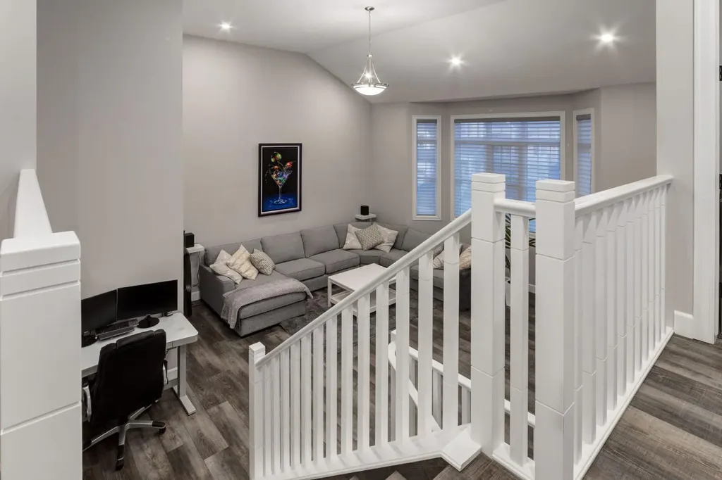 166 Osborne Common SW Airdrie AB T4B5G7