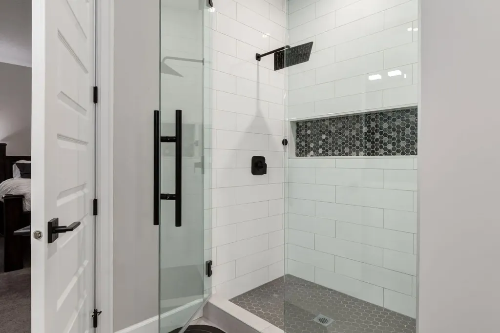 166 Osborne Common SW Airdrie AB T4B5G7
