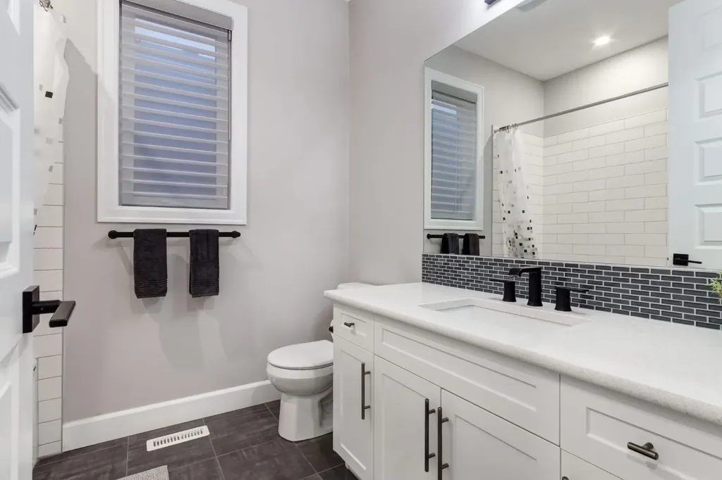 166 Osborne Common SW Airdrie AB T4B5G7