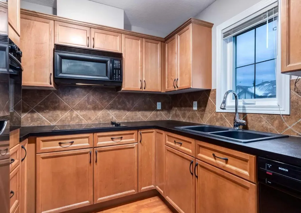 12 Royal Oak Lane NW Calgary AB T3G 6B5