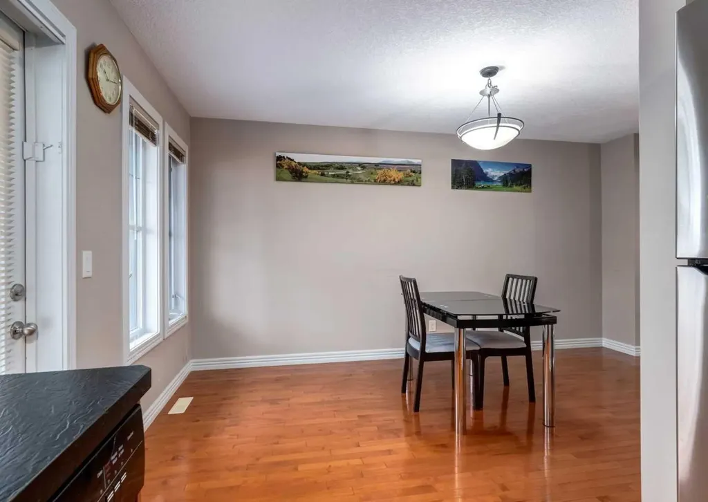12 Royal Oak Lane NW Calgary AB T3G 6B5