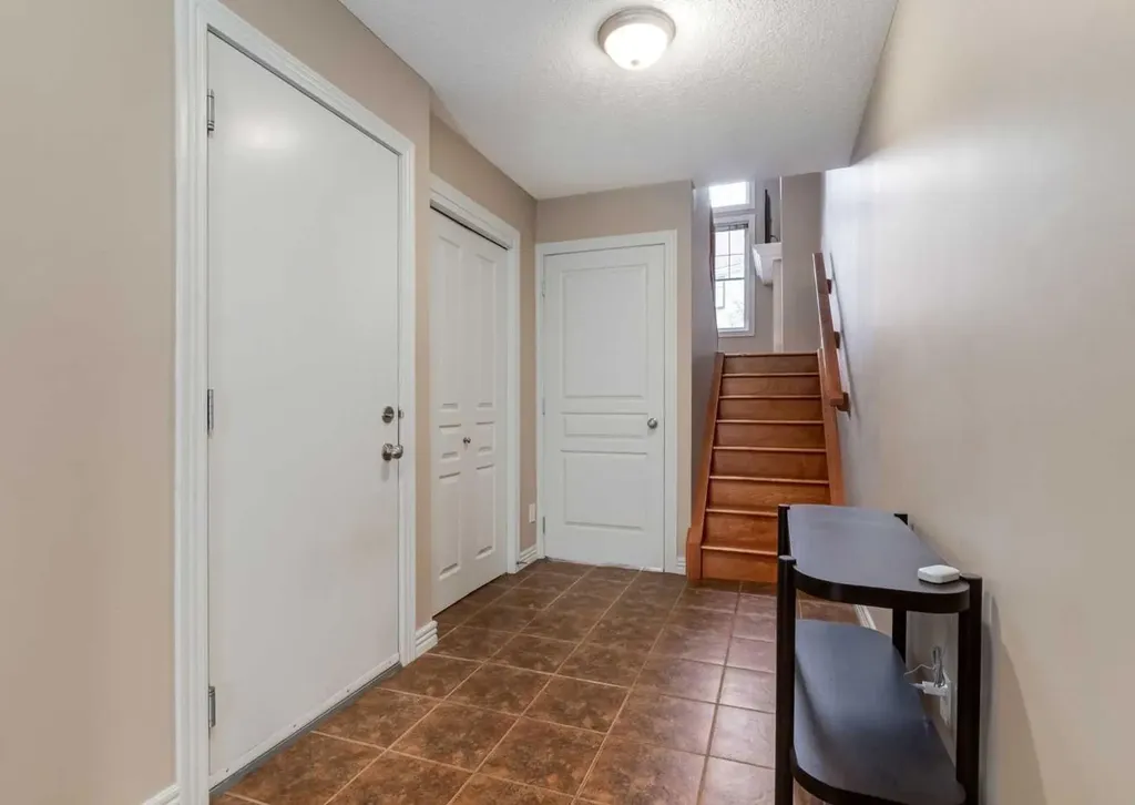 12 Royal Oak Lane NW Calgary AB T3G 6B5