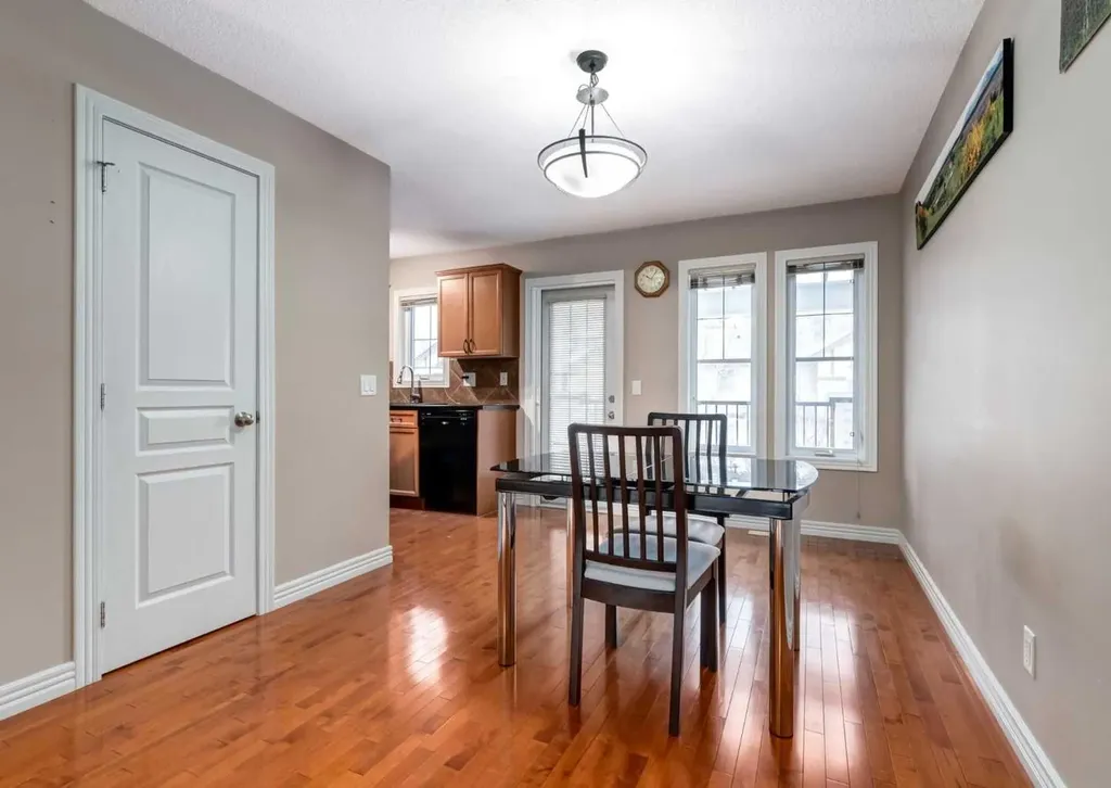 12 Royal Oak Lane NW Calgary AB T3G 6B5