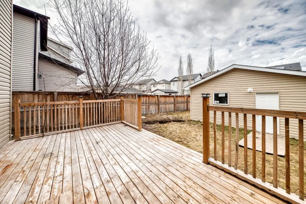 1248 Kings Heights Road SE Airdrie AB T4A0L6