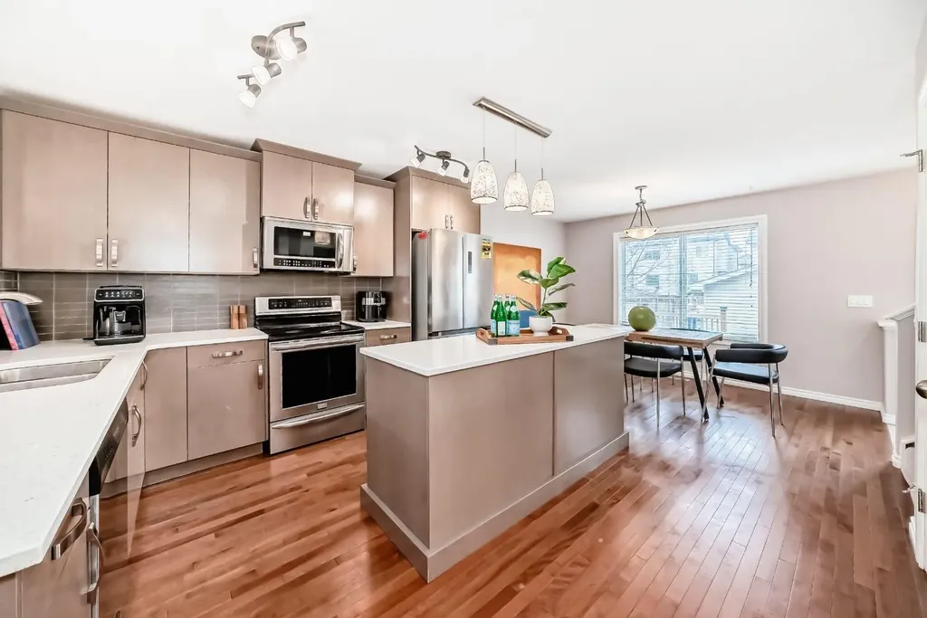 1248 Kings Heights Road SE Airdrie AB T4A0L6