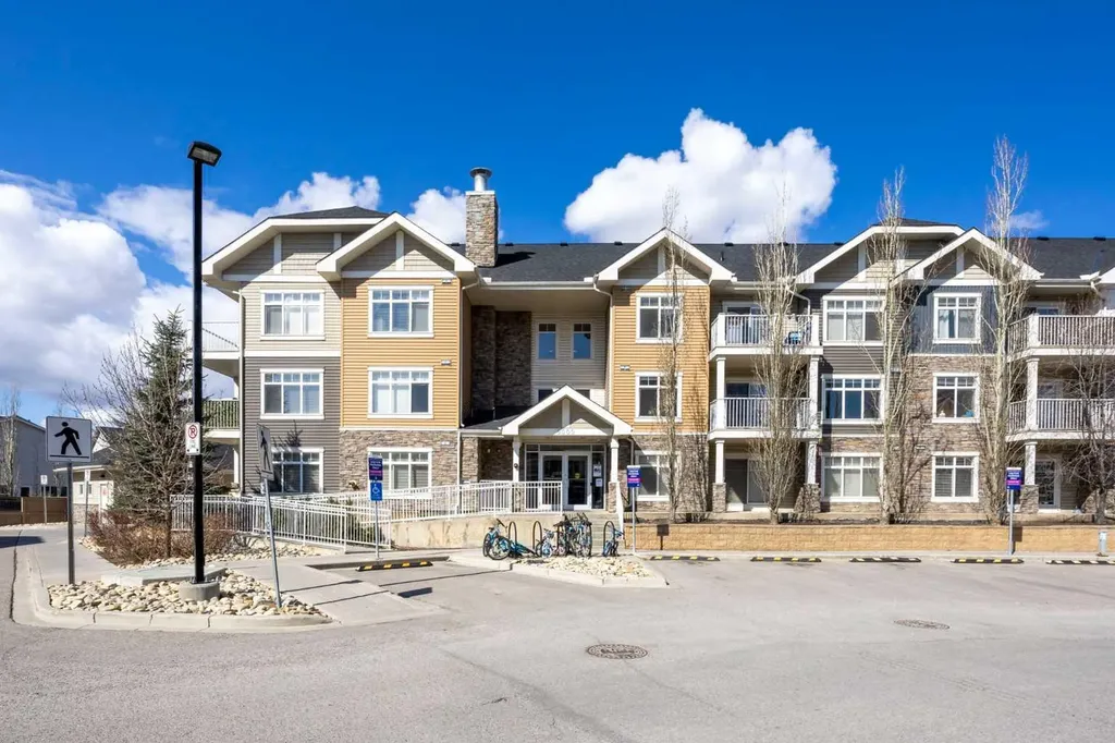155 Skyview Ranch Way NE Calgary AB T3N 0L5