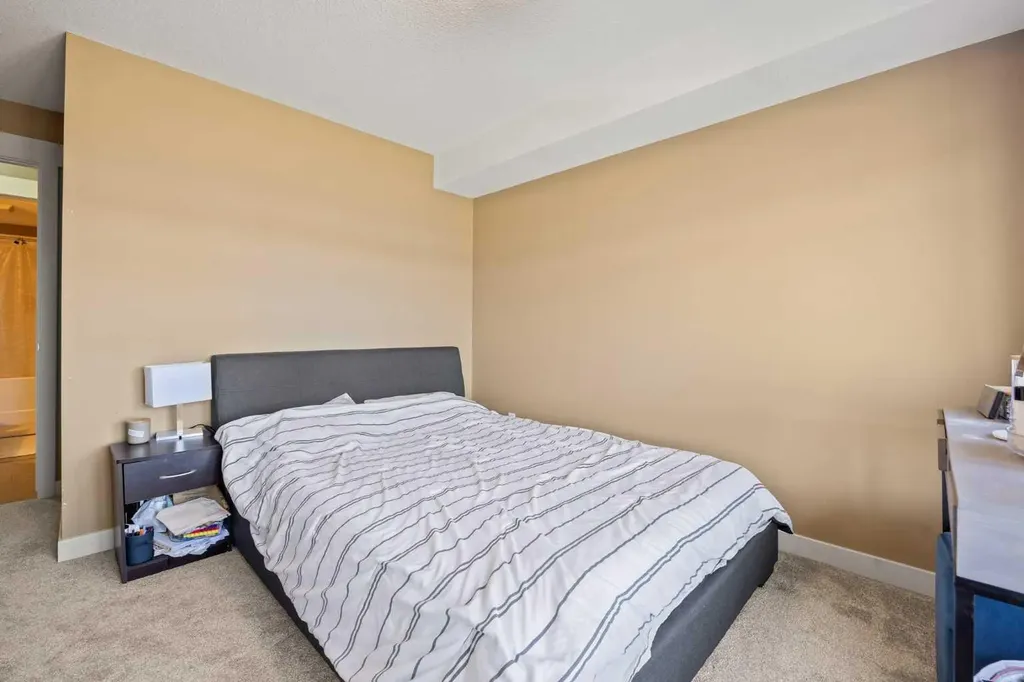 155 Skyview Ranch Way NE Calgary AB T3N 0L5