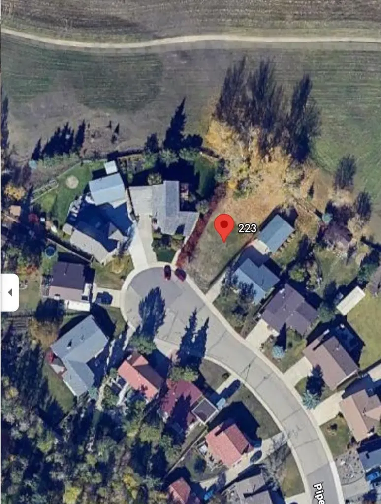 223 Piper Drive Red Deer AB T4P 1L6