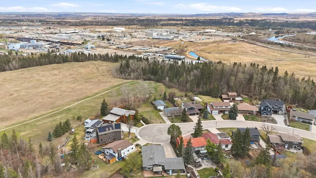 223 Piper Drive Red Deer AB T4P 1L6