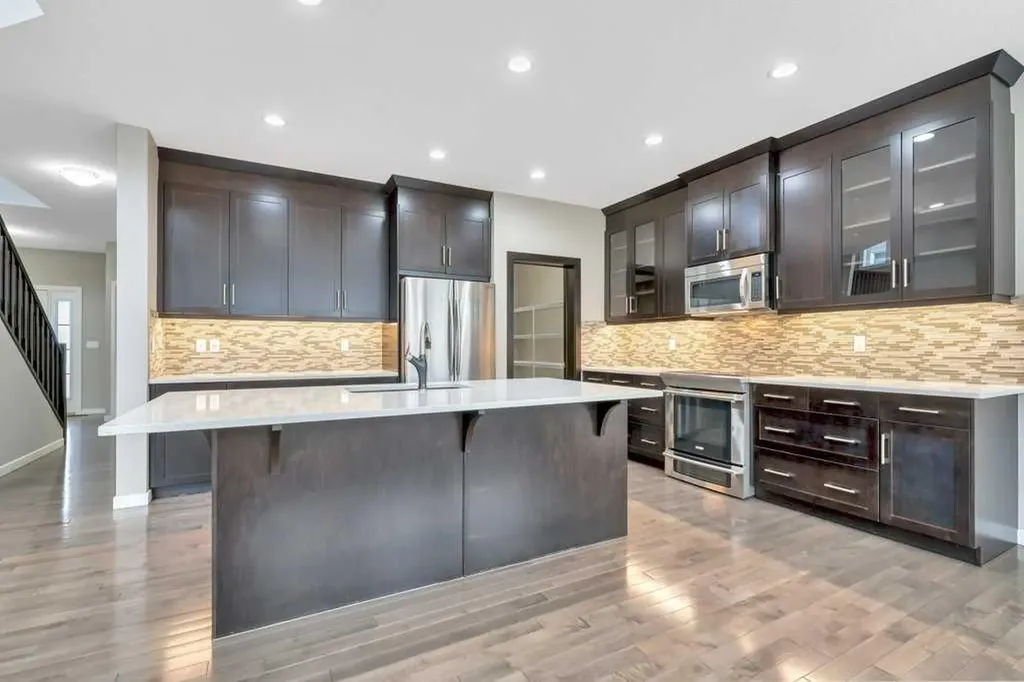 29 Aspen Summit Point SW Calgary AB T3H 0V9