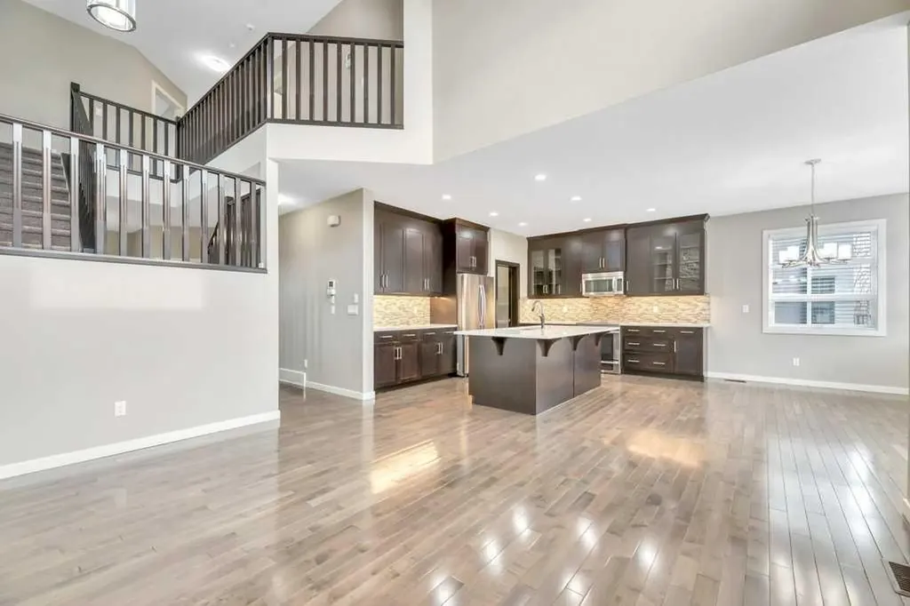 29 Aspen Summit Point SW Calgary AB T3H 0V9