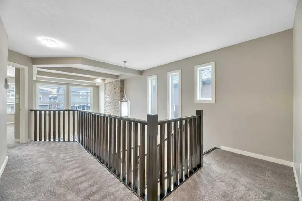 29 Aspen Summit Point SW Calgary AB T3H 0V9