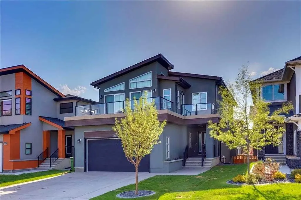 29 Aspen Summit Point SW Calgary AB T3H 0V9