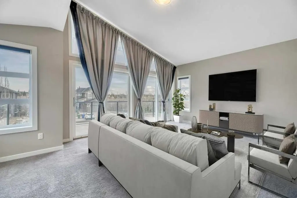 29 Aspen Summit Point SW Calgary AB T3H 0V9