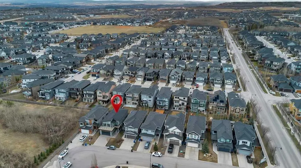 29 Aspen Summit Point SW Calgary AB T3H 0V9