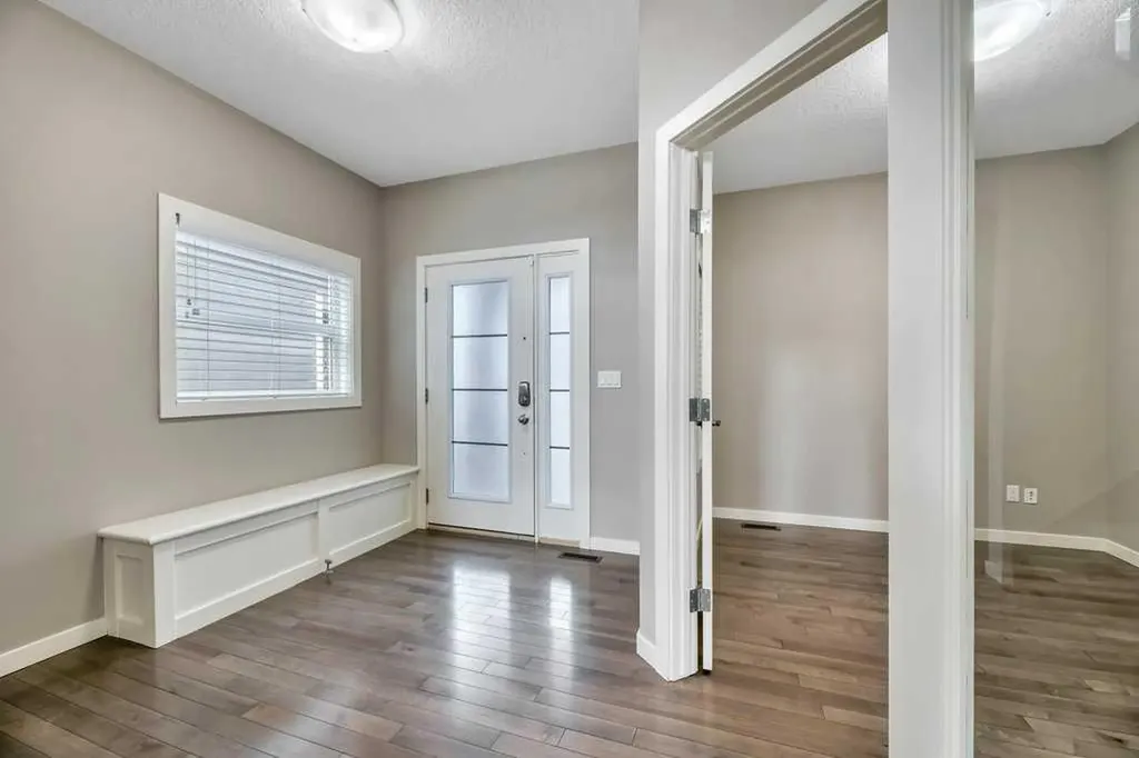 29 Aspen Summit Point SW Calgary AB T3H 0V9