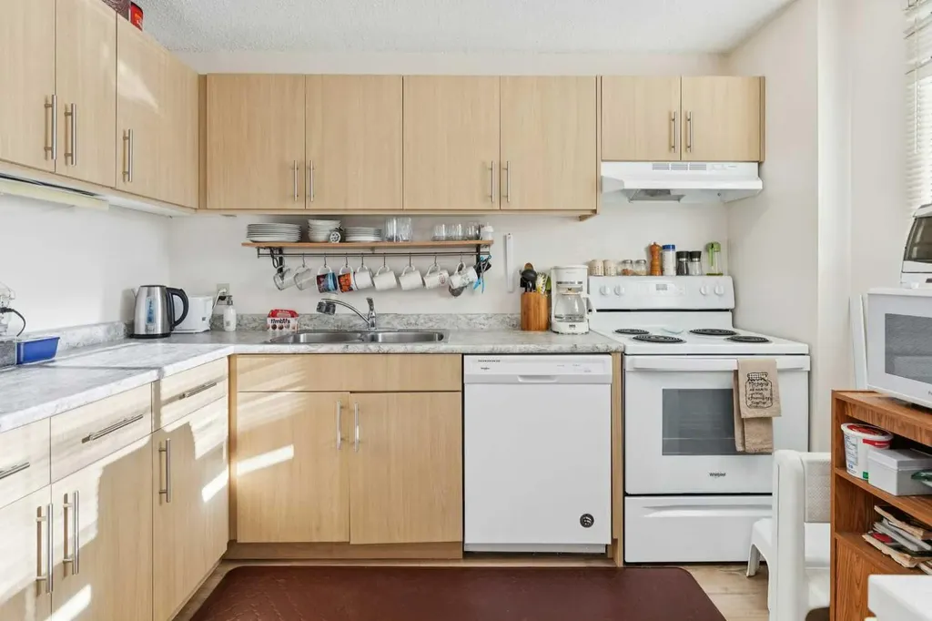 924 14 Avenue SW Calgary AB T2R 0N7
