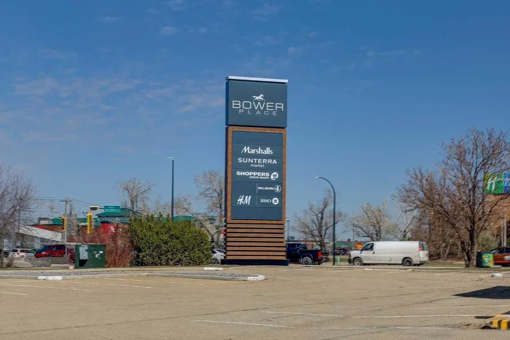 41 Bennett Street Red Deer AB T4R 1V4