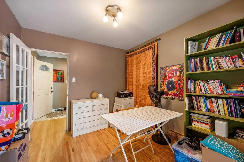 5 Fraser Road SE Calgary AB T2H 1E4