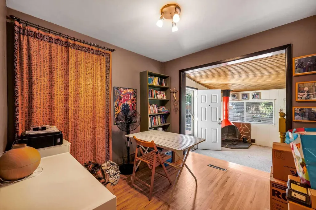 5 Fraser Road SE Calgary AB T2H 1E4