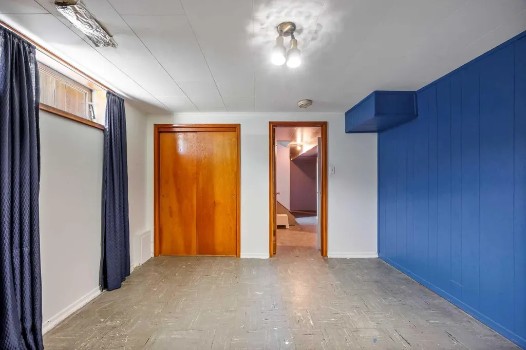 5 Fraser Road SE Calgary AB T2H 1E4