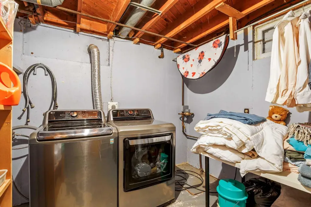 5 Fraser Road SE Calgary AB T2H 1E4