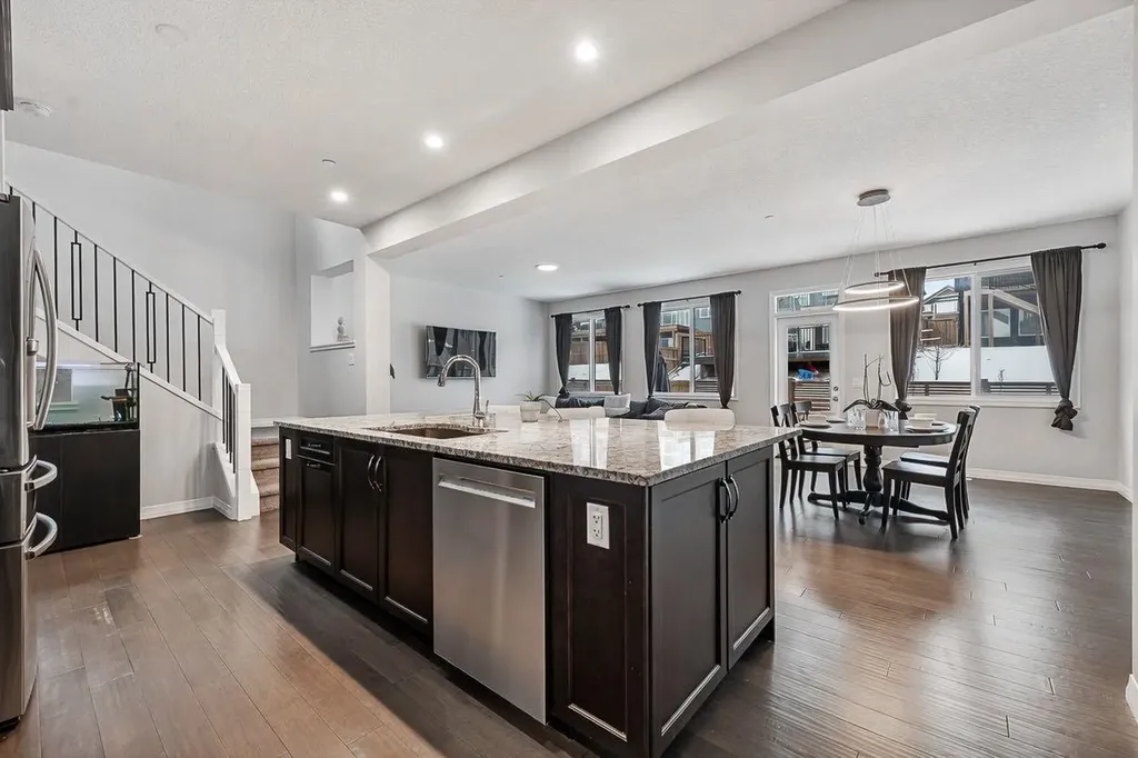 308 Lucas Way NW Calgary AB T3P 0R5
