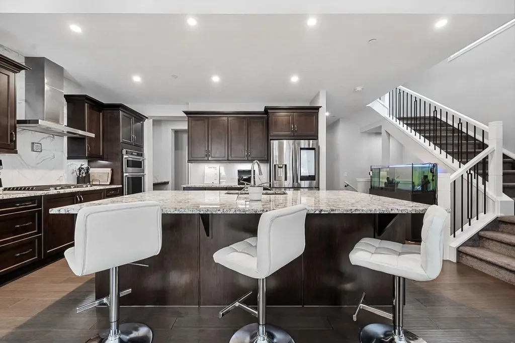 308 Lucas Way NW Calgary AB T3P 0R5